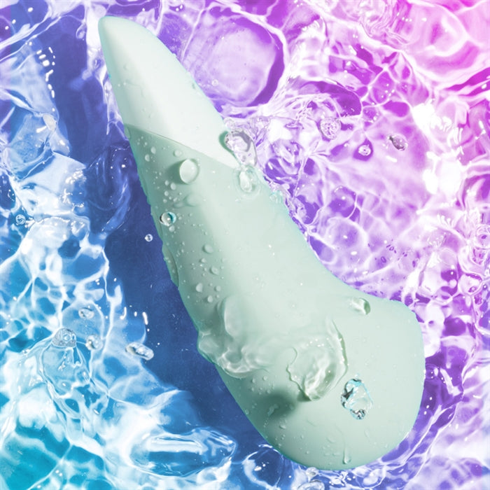 Womanizer Noiseless Lay-On Waterproof Vibrator In Water