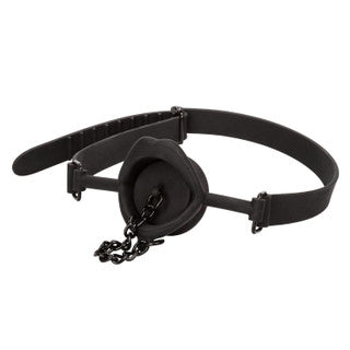 stopper gag displaying closed-mouth feature